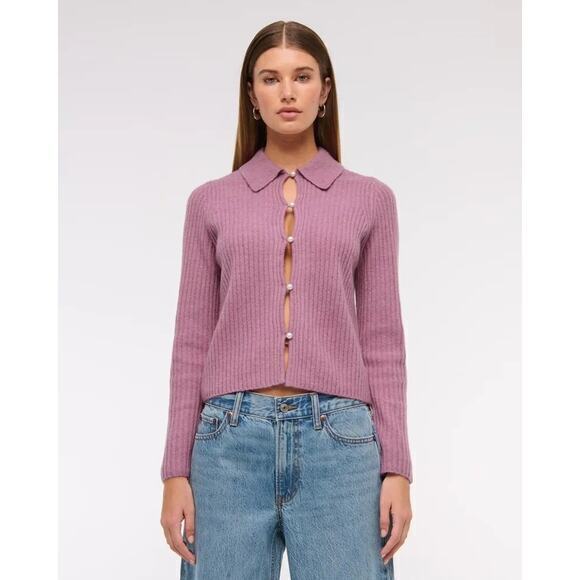 Abercrombie & Fitch Sweaters - Abercrombie & Fitch Pearl Button Collared Cardigan Size M Preppy Winter